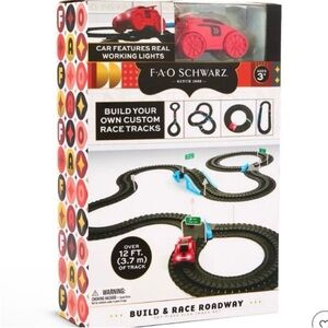 🆕 -F•A•O SCHWARZ Build & Race Roadway 287 Piece Flex Track. NWT